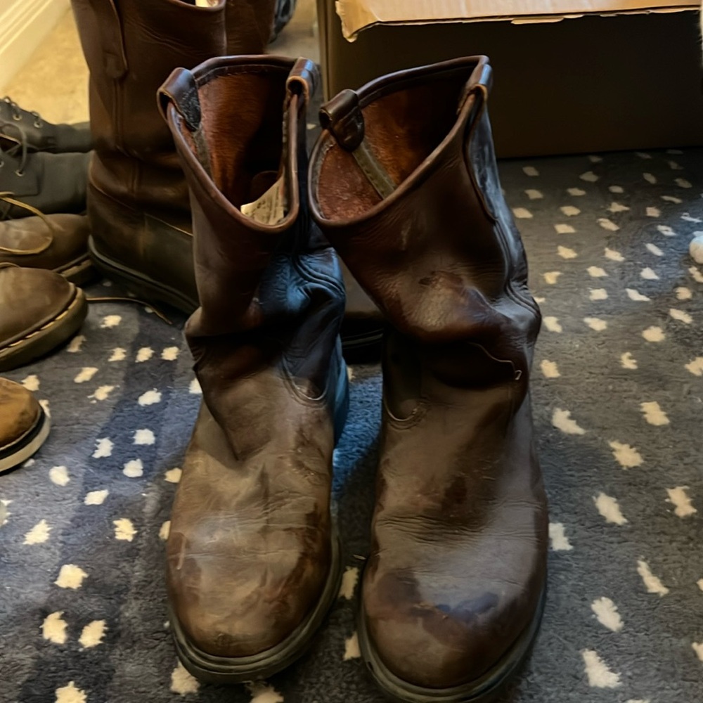 Red Wing boots size 10